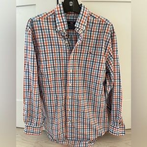 Vineyard vines men’s button down size Medium new w/o tags